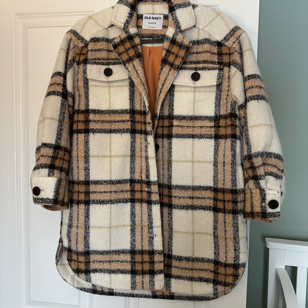Old Navy Plaid Flannel Jacket - Cream and Tan Petite